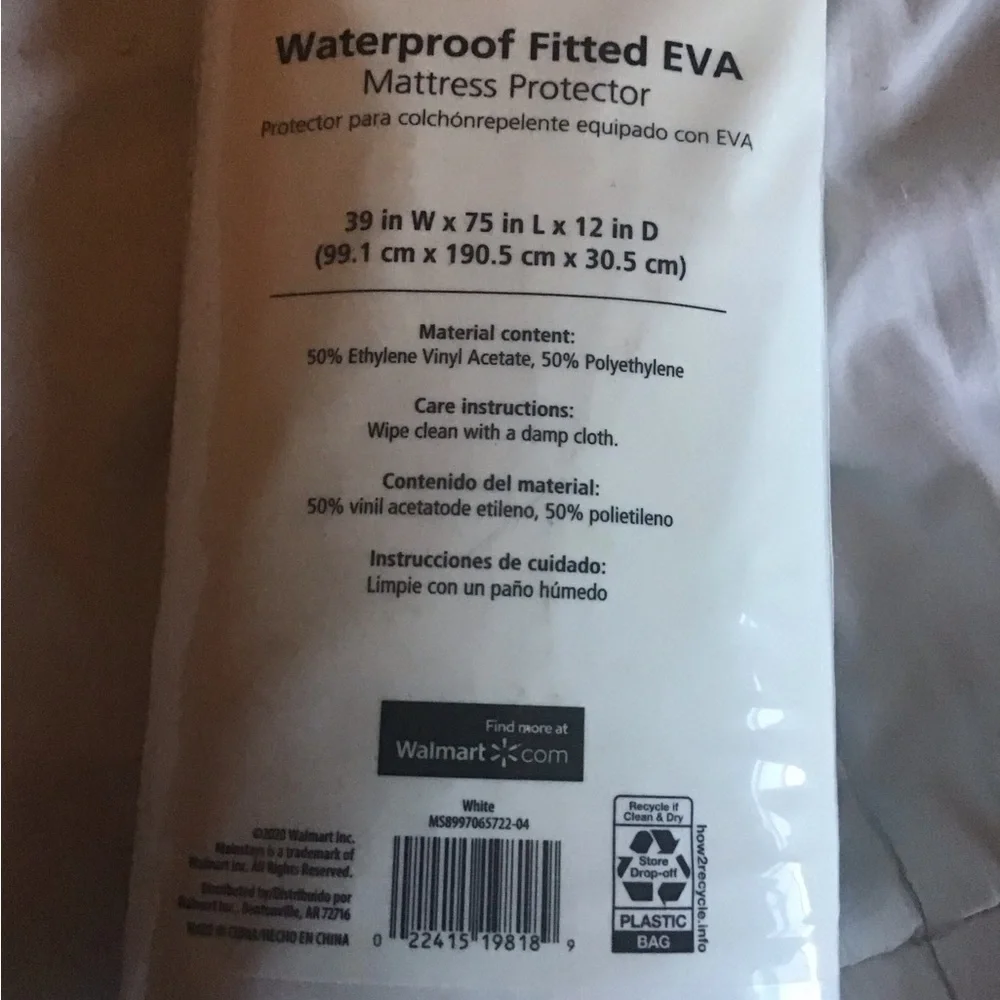 Mainstays twin waterproof fitted Eva mattress protector NEW
